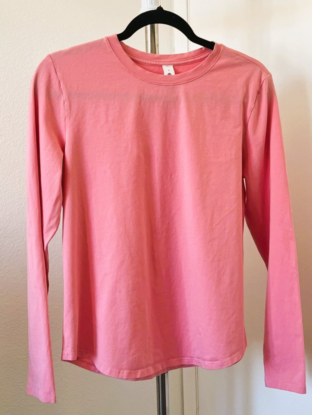 Lululemon Love Long Sleeve Shirt Pink Size 8 Pima Cotton Curved Hem LW3EYHS